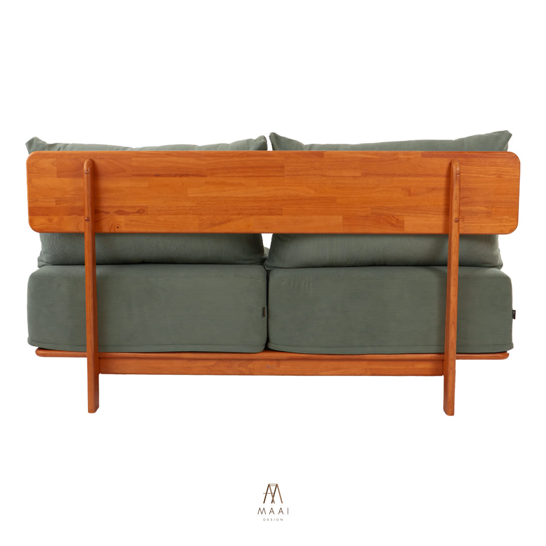 โซฟา 2 ที่นั่งไม้ยางพารา MAAI DESIGN รุ่น KANAKO SOFA เบาะผ้าสีเขียว_2